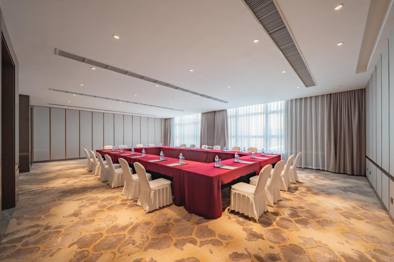 Holiday Inn Zhengzhou Zhongzhou By Ihg Dış mekan fotoğraf